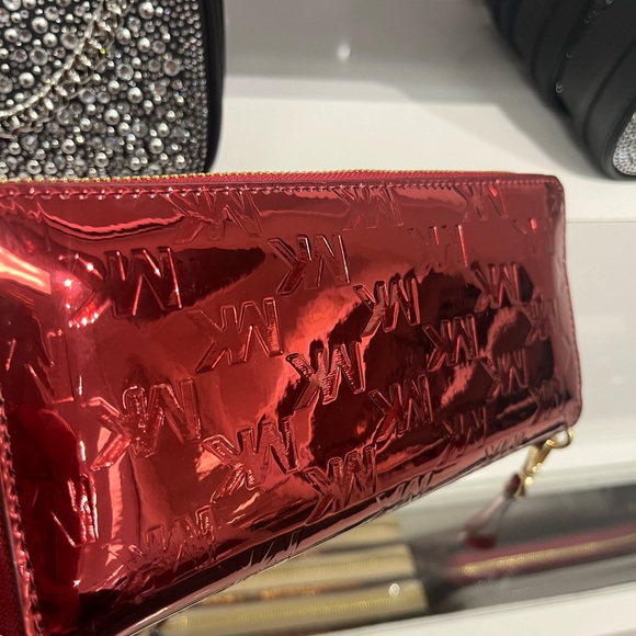 Michael Kors Metallic Cherry Continental Wallet - Picture 4 of 7